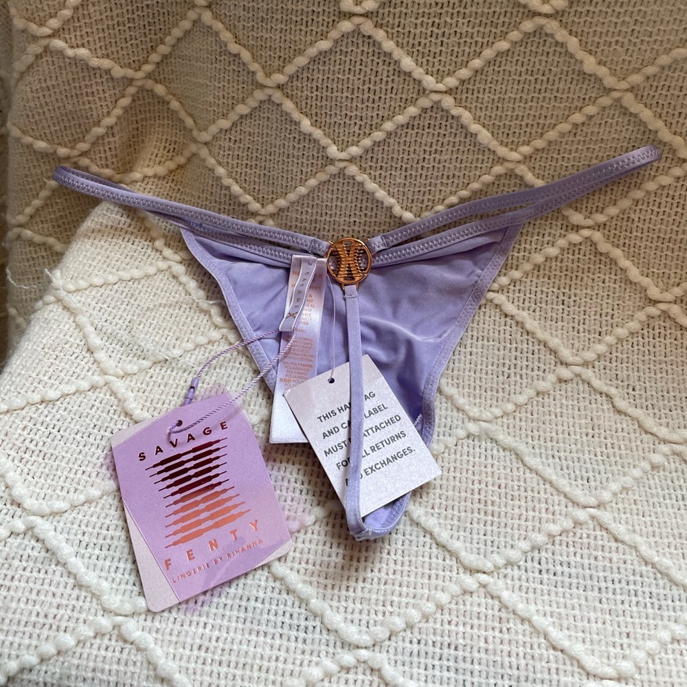 NWT SAVAGE FENTI Thong